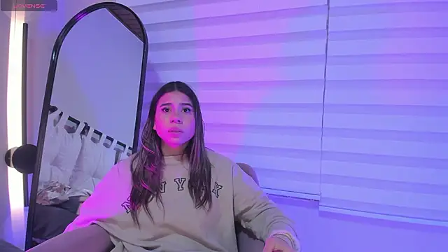 Rachell criss online show from February 2026 04:01:02 AM