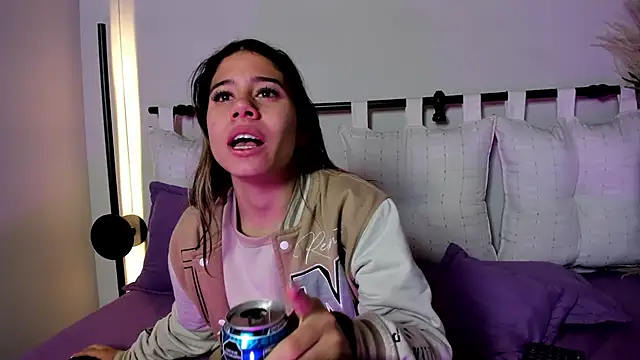 Rachell criss online show from March 2026 04:34:01 AM