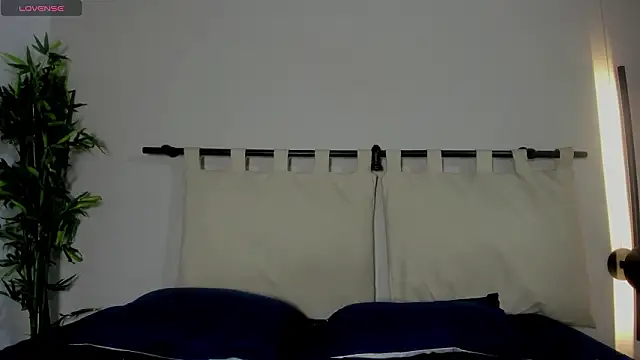 Rachell criss online show from February 2026 04:23:01 AM