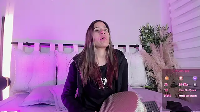 Rachell criss online show from February 2026 04:21:01 AM