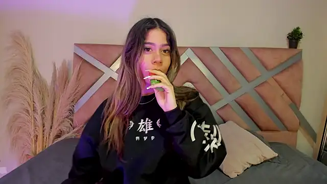 Rachell criss online show from April 2026 04:14:02 AM