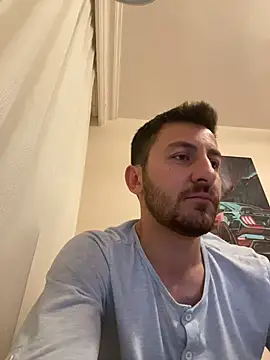 Snapshot of emredenizz07 chatting on December 2025 11:14:02 PM emredenizz07 online show from December 2025 11:14:02 PM