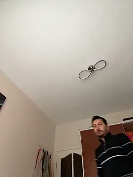 Snapshot of emredenizz07 chatting on December 2025 06:19:02 AM emredenizz07 online show from December 2025 06:19:02 AM