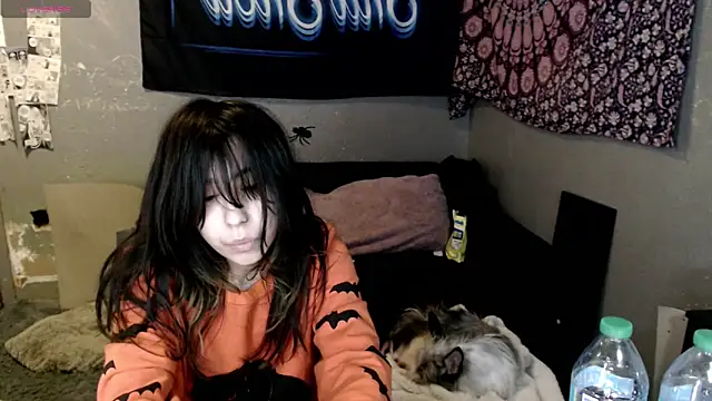 London Ray online show from October 2025 07:53:02 AM