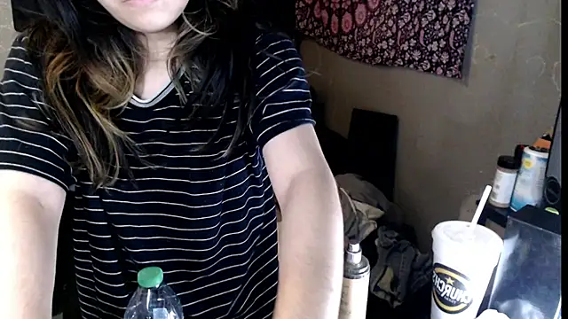 London Ray online show from November 2025 08:18:01 AM