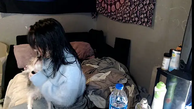 London Ray online show from November 2025 07:57:01 AM