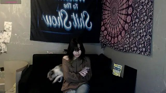 London Ray online show from October 2025 06:04:01 AM