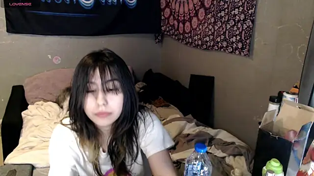 London Ray online show from November 2025 08:24:01 AM