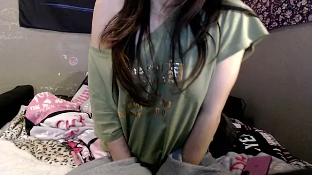 London Ray online show from May 2026 12:36:01 AM