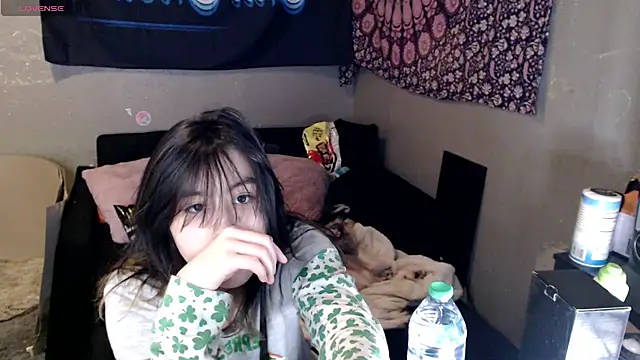 London Ray online show from November 2025 09:03:02 AM