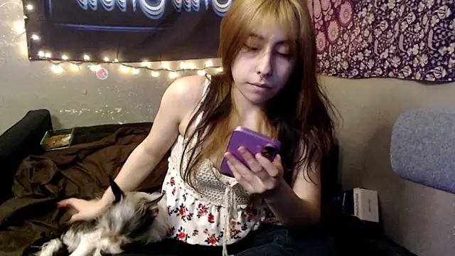 Snapshot of London_Ray chatting on June 2026 10:54:02 PM London Ray online show from June 2026 10:54:02 PM