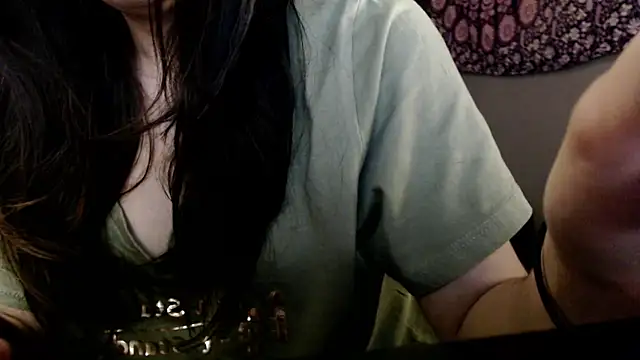 London Ray online show from May 2026 12:14:01 AM