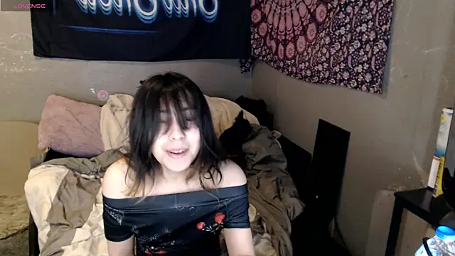 London Ray online show from October 2025 08:46:02 AM