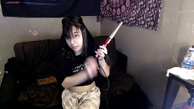 London Ray online show from March 2026 08:22:01 PM