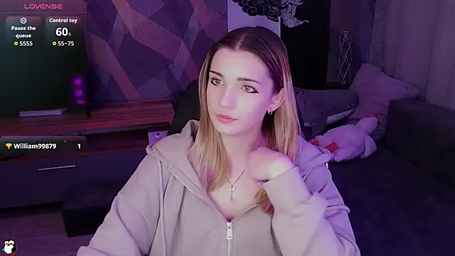 Sandy Belle online show from November 2025 08:35:01 PM