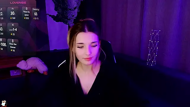 Sandy Belle online show from September 2025 08:09:01 PM