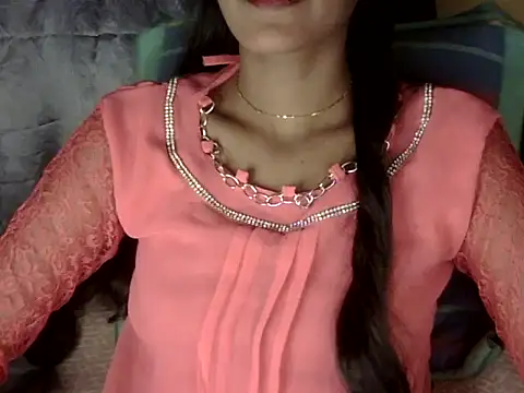 zara Khan0 online show from October 2025 03:31:01 PM