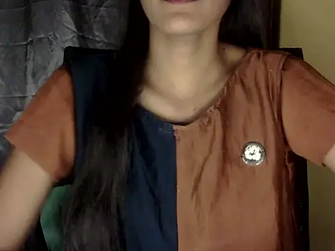 zara Khan0 online show from December 2025 05:23:01 PM