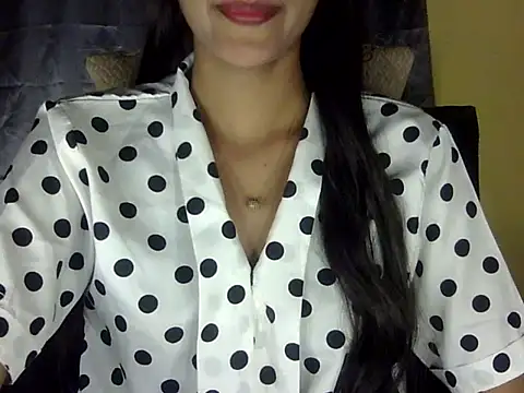 zara Khan0 online show from October 2025 02:18:01 PM
