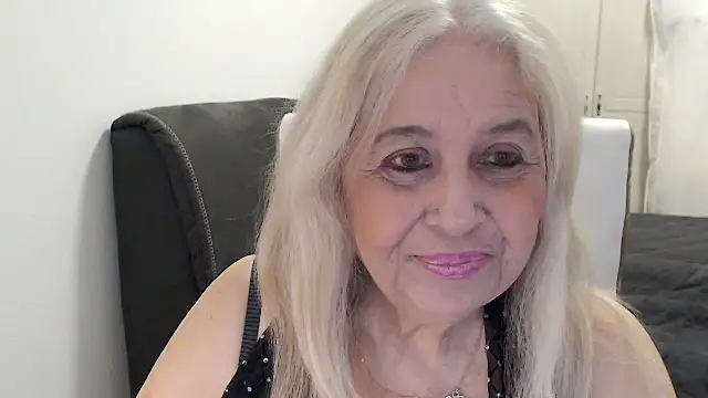 SusiLifeXXX online show from April 2026 07:42:01 PM
