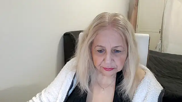 SusiLifeXXX online show from May 2026 08:06:02 PM
