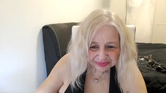 SusiLifeXXX online show from March 2026 08:22:01 PM