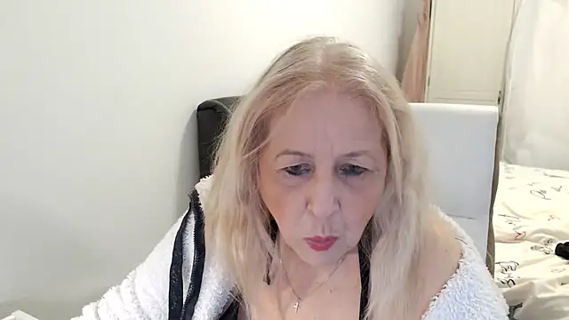 SusiLifeXXX online show from May 2026 08:20:02 PM