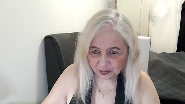 SusiLifeXXX online show from April 2026 06:45:01 PM