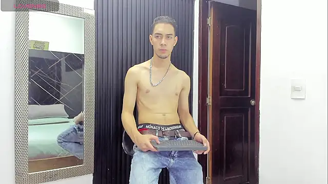  Axel 09 online show from May 2026 04:11:02 AM