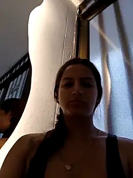 Snapshot of JackAndRosse_ chatting on April 2026 12:28:02 PM JackAndRosse online show from April 2026 12:28:02 PM