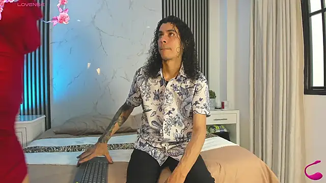 JackAndRosse  online show from November 2025 01:37:02 PM