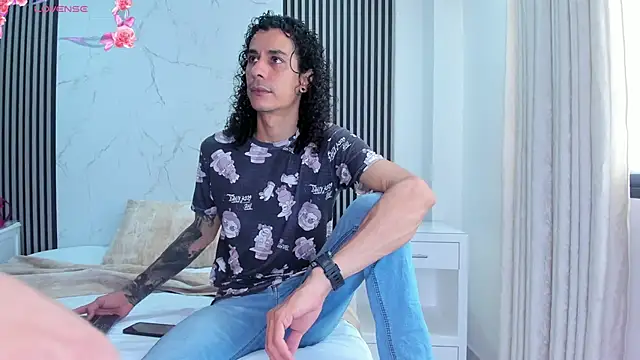 Snapshot of JackAndRosse_ chatting on March 2026 02:07:01 PM JackAndRosse online show from March 2026 02:07:01 PM