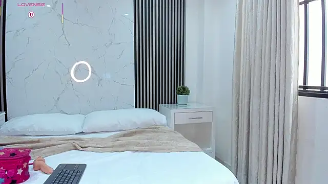 Snapshot of JackAndRosse_ chatting on March 2026 01:19:02 PM JackAndRosse online show from March 2026 01:19:02 PM