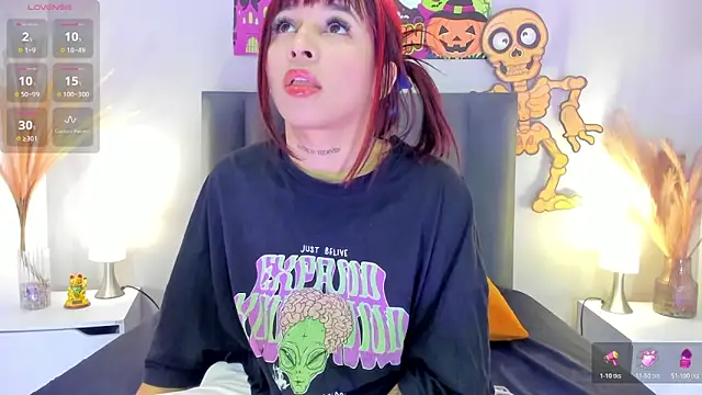 MartinaBlakees online show from October 2025 01:10:02 PM