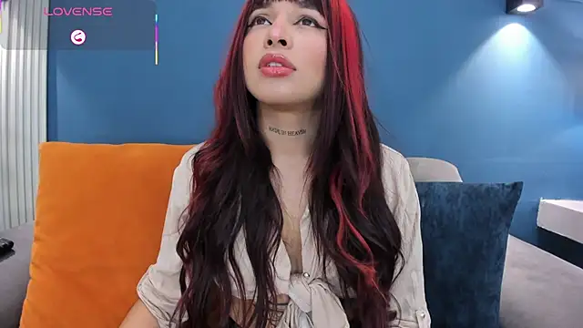 MartinaBlakees online show from November 2025 01:47:02 PM