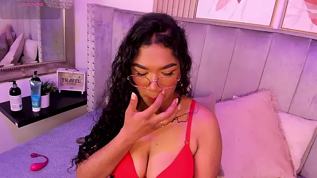 Seshat Hitt online show from October 2025 03:16:01 AM