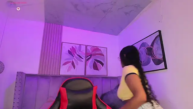 Seshat Hitt online show from April 2026 03:25:02 AM