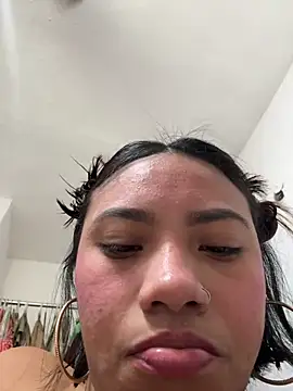 Snapshot of Nia_Desire chatting on December 2025 05:30:02 AM Nia Desire online show from December 2025 05:30:02 AM