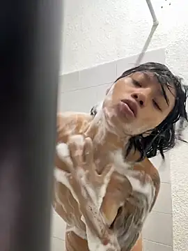 Nia Desire online show from April 2026 01:23:01 AM