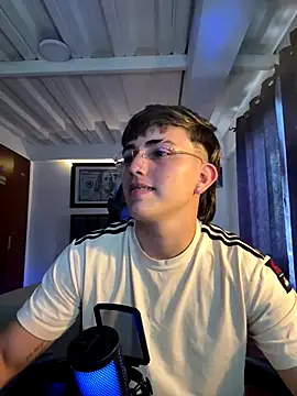 Justin trevor1 online show from October 2025 07:59:01 PM