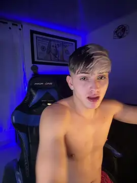 Justin trevor1 online show from April 2026 04:04:01 AM