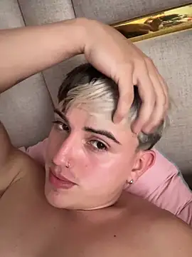 Justin trevor1 online show from May 2026 08:59:02 PM