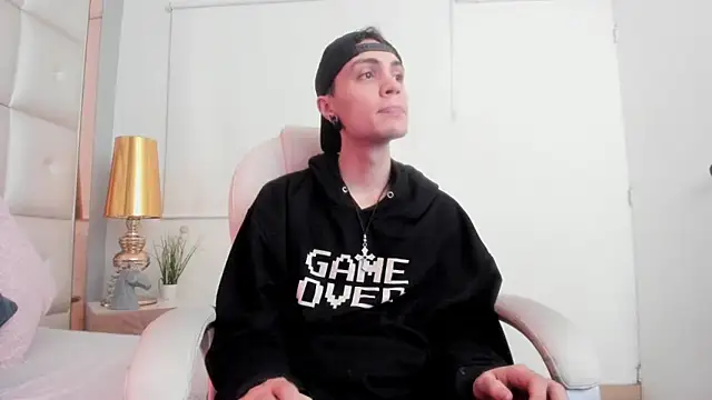 dark sun302 online show from November 2025 10:09:01 PM