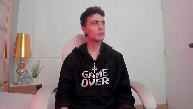 dark sun302 online show from November 2025 09:37:01 PM