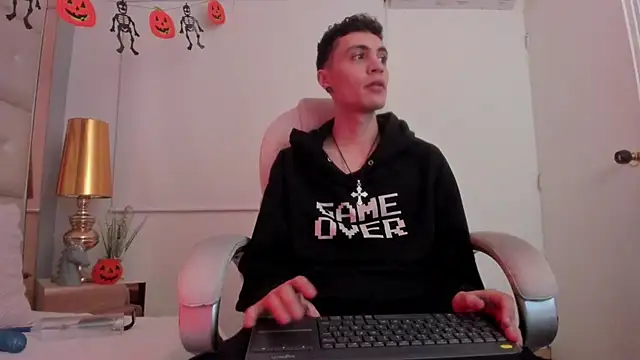 dark sun302 online show from October 2025 03:06:02 AM