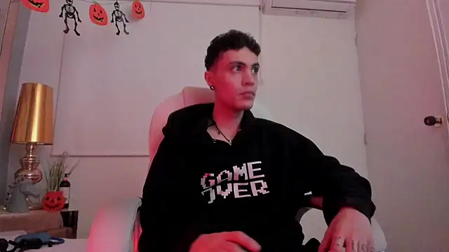 dark sun302 online show from October 2025 03:16:01 AM