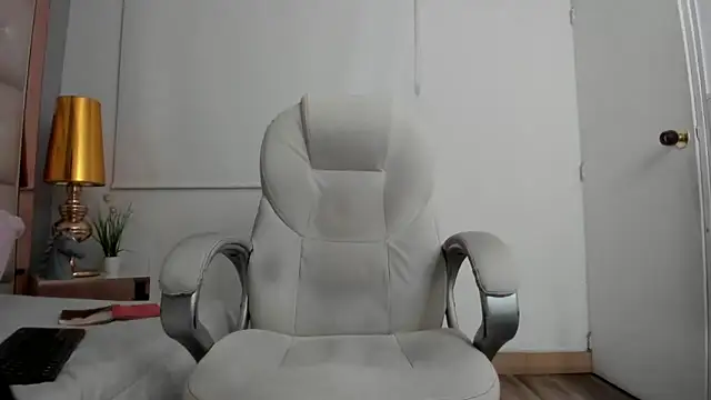 dark sun302 online show from November 2025 10:32:01 PM