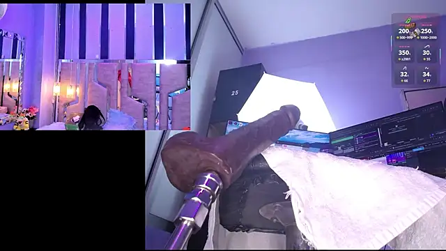 NicoleFerrel online show from February 2026 02:39:01 PM