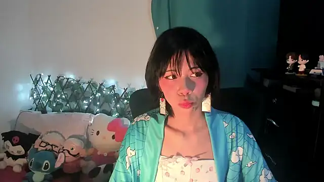 Snapshot of dolliette24 chatting on September 2025 02:18:02 AM dolliette24 online show from September 2025 02:18:02 AM