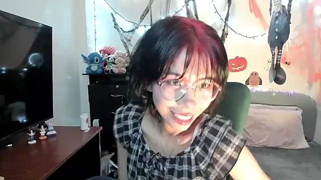 Snapshot of dolliette24 chatting on October 2025 03:49:02 AM dolliette24 online show from October 2025 03:49:02 AM